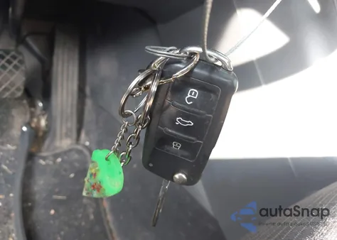 2013 Volkswagen Tiguan S из США, поврежденный, VIN WVGAV3AXXDW068176